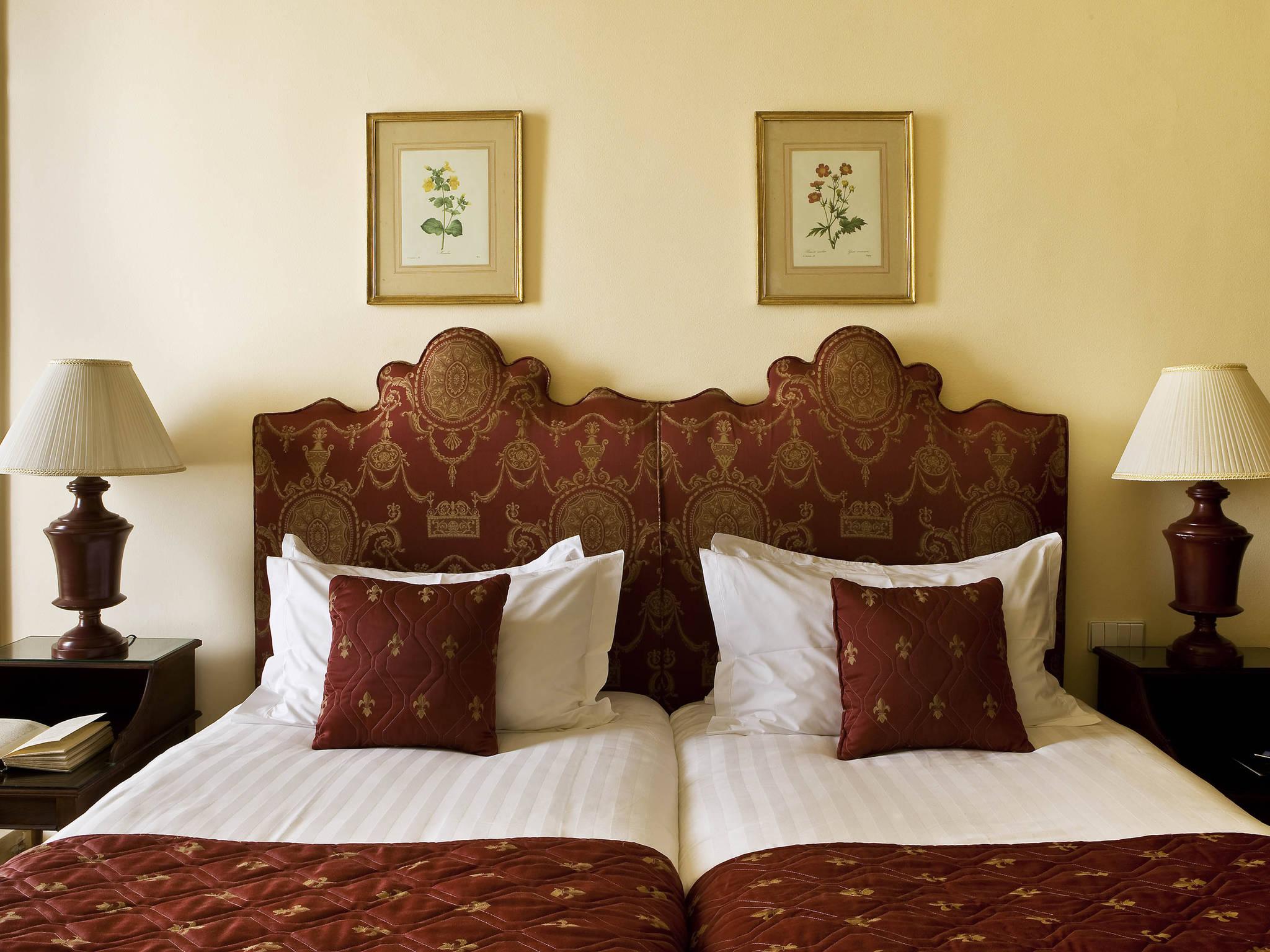 Pavillon Winter Luxor Hotel Luaran gambar A bedroom at the hotel