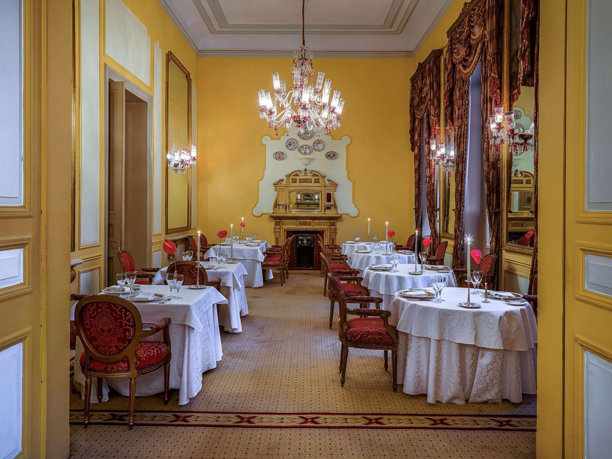 Pavillon Winter Luxor Hotel Luaran gambar The restaurant
