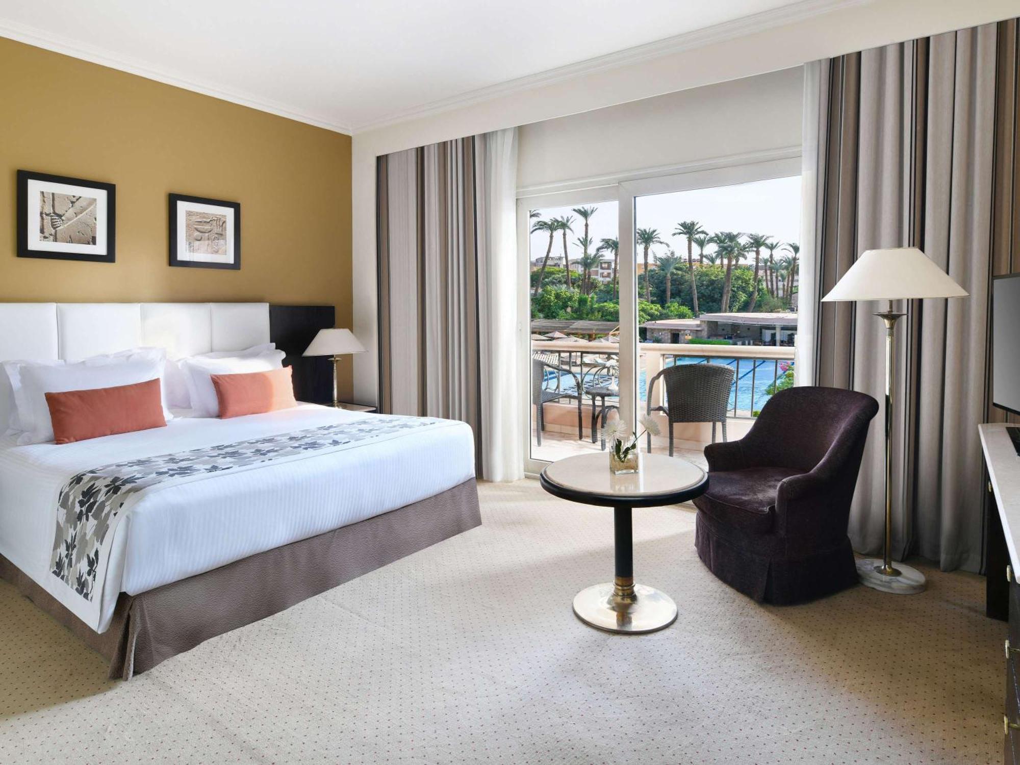 Pavillon Winter Luxor Hotel Luaran gambar