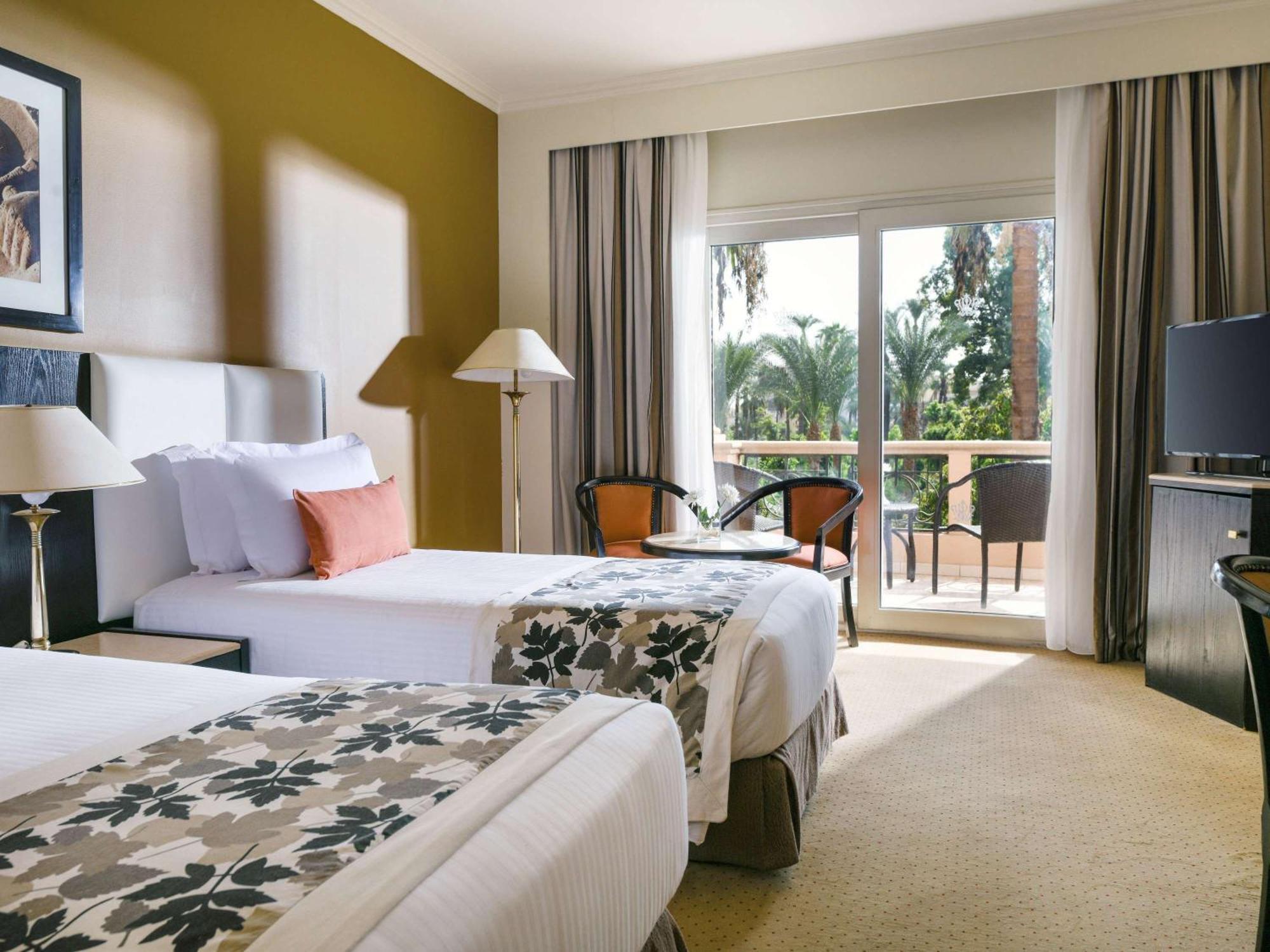 Pavillon Winter Luxor Hotel Luaran gambar