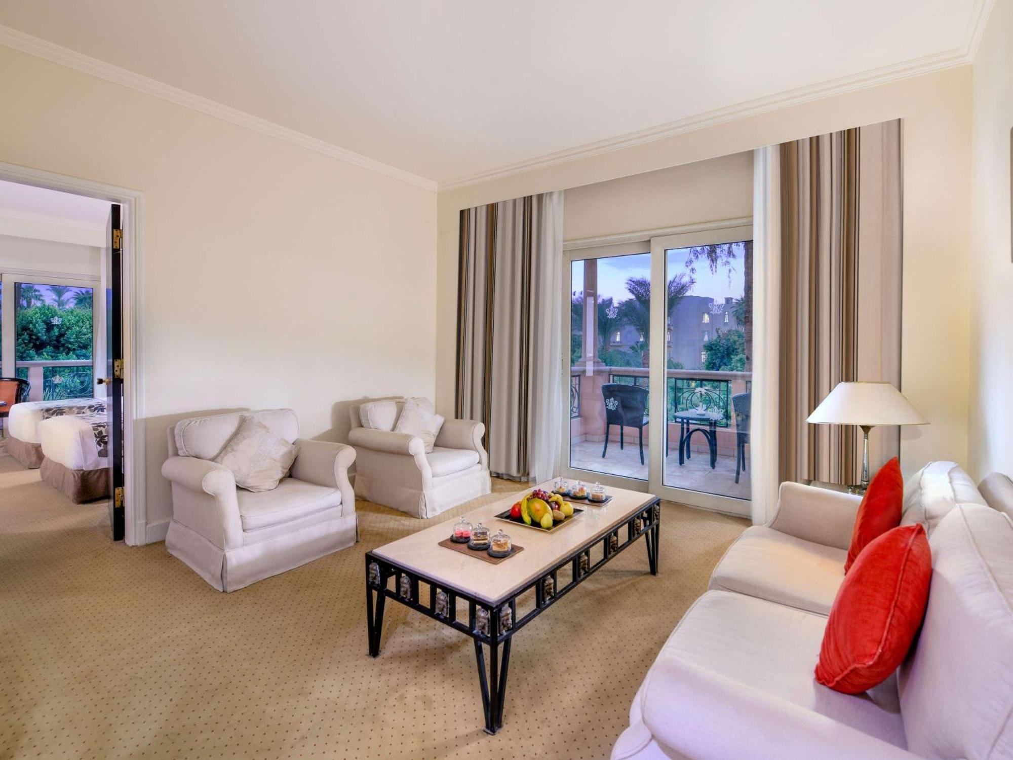 Pavillon Winter Luxor Hotel Luaran gambar