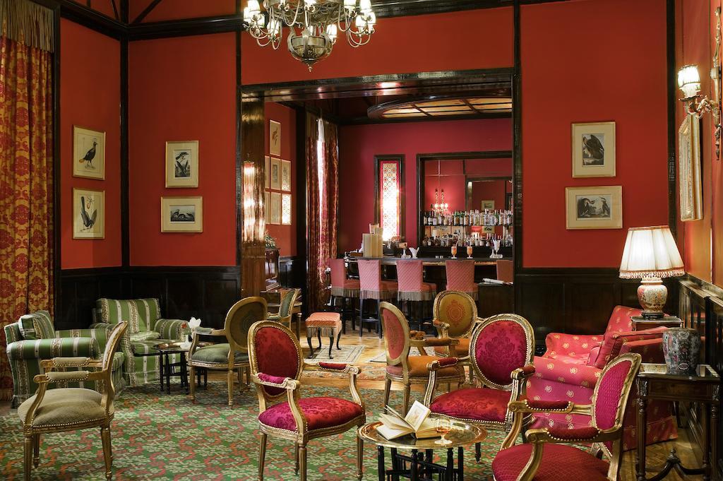 Pavillon Winter Luxor Hotel Luaran gambar The bar at the St. Regis New York