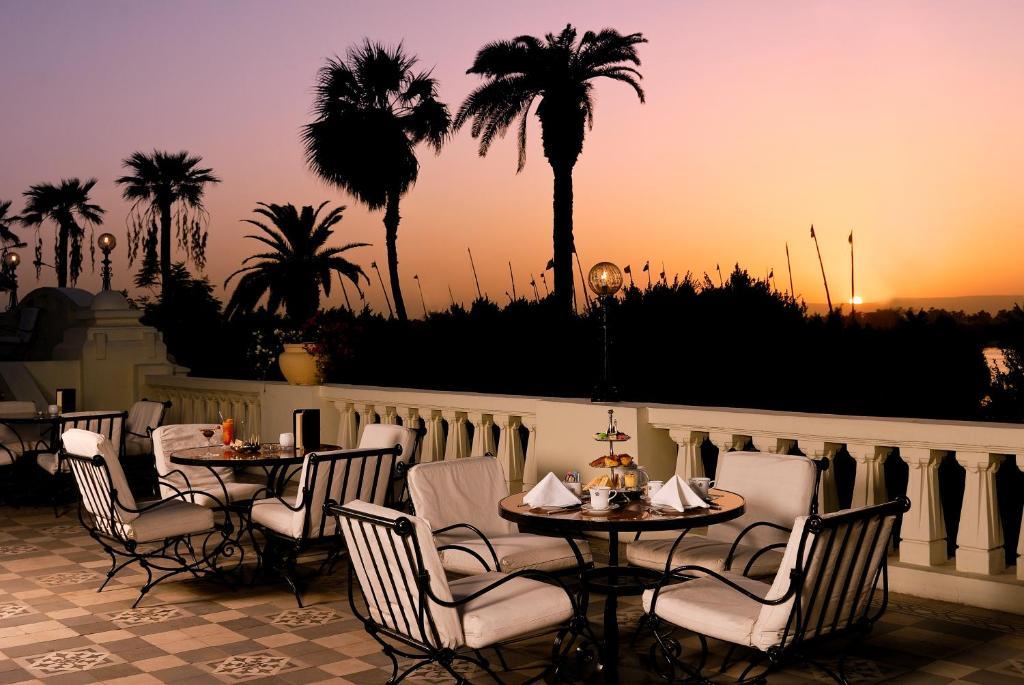 Pavillon Winter Luxor Hotel Luaran gambar The hotel's terrace